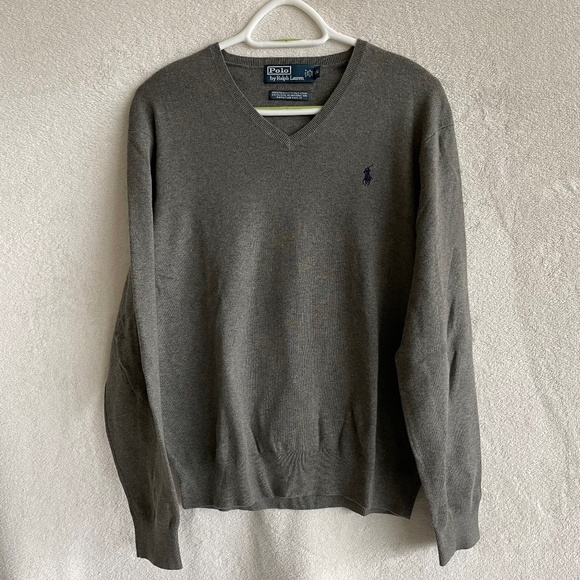 Polo by Ralph Lauren V-Neck Pullover Sweater. - Picture 1 of 7